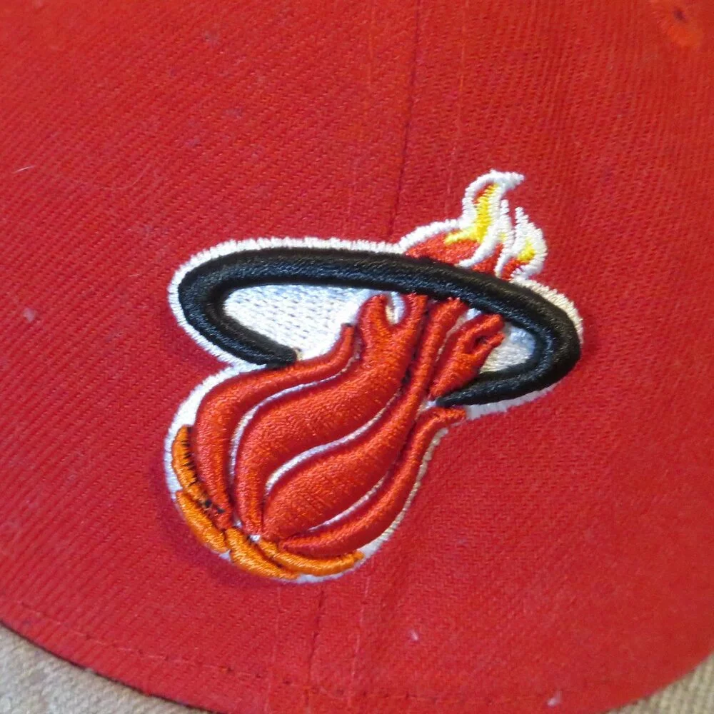 New NBA Miami Heat Youth Vintage New Era 9Fifty Snapback Cap Gray Red Classics